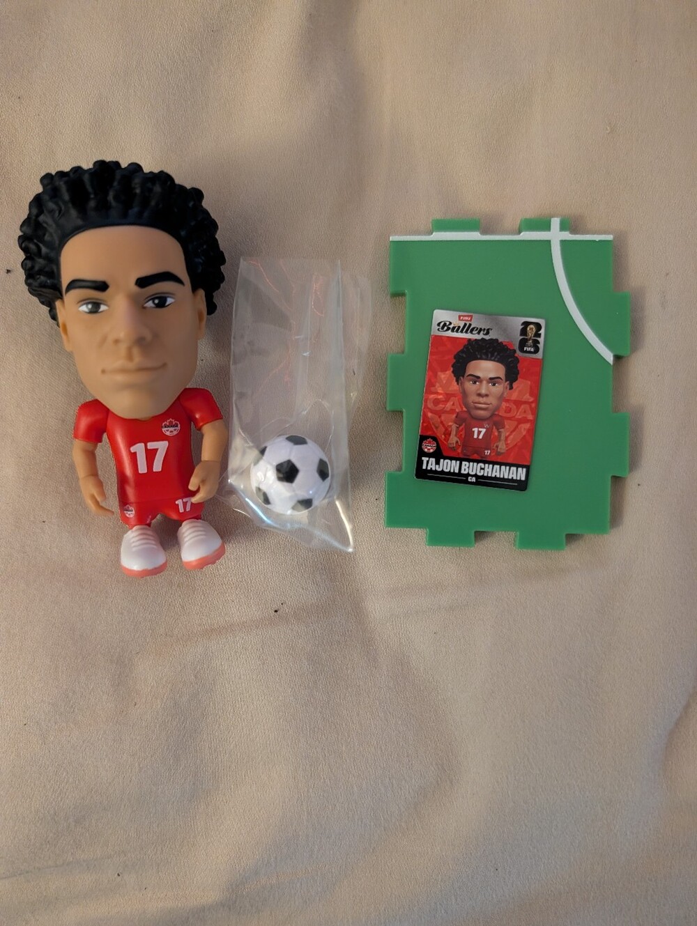 ZURU Ballers Tajon Buchanan #17 Soccer Figure w/ Ball, Card and field piece